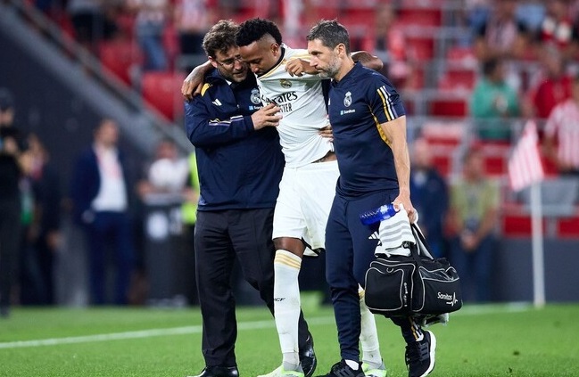 Chú thích: Đội ngũ y tế Real Madrid đang làm việc hết mình để giải quyết cuộc khủng hoảng chấn thương tại câu lạc bộ. Nguồn: Real Madrid Medical Department